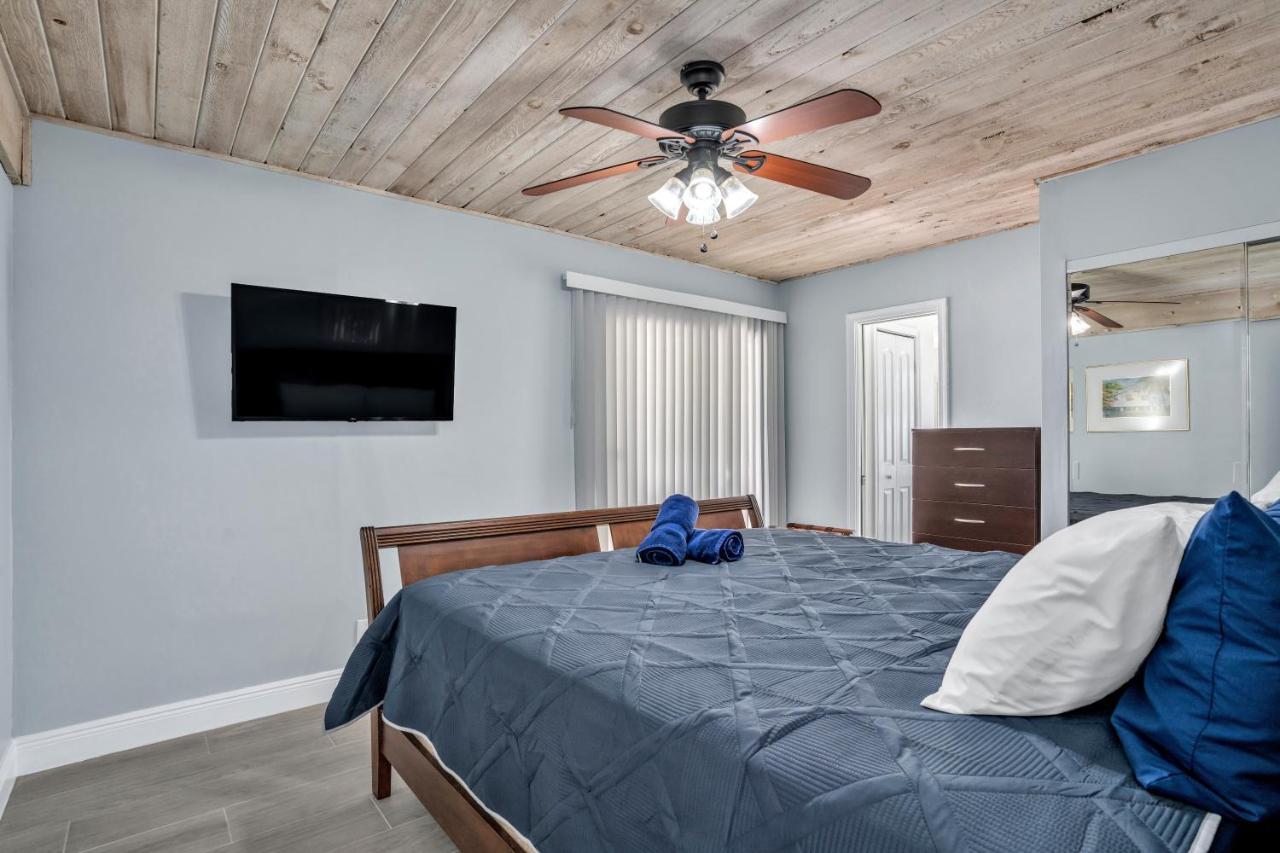 4 Bd Near Beach Spacious Solar Heated Pool Waterfront Home Pompano Beach Eksteriør bilde